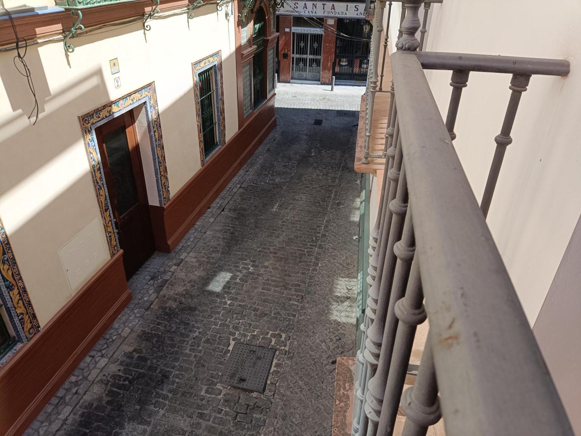 Apartamentos Luxury Puente De Triana เซบีญา ภายนอก รูปภาพ
