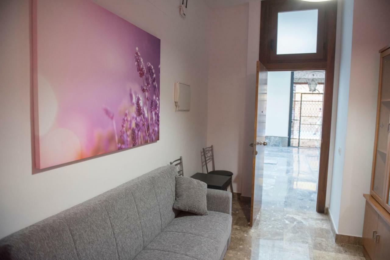 Apartamentos Luxury Puente De Triana เซบีญา ภายนอก รูปภาพ